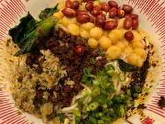 -遇见小面(东方宝泰店)