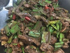 -牛八宝桂林米粉(八里庄店)