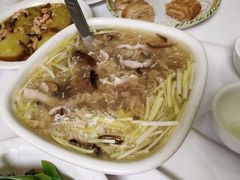 瑶柱鱼肚羹-惠爱餐厅