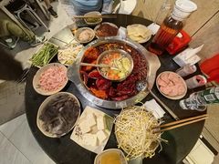 -洞亭火锅(防空洞总店)