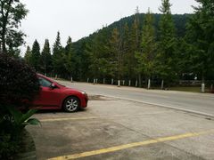 -楠柏弯休闲山庄(梨花溪店)