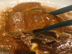 -煲王粤菜餐厅(中侨中心店)