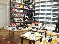 -三福时尚(三峡广场华夏银座店)