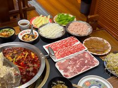 特色老肉片-沸炉重庆老火锅(军事博物馆店)