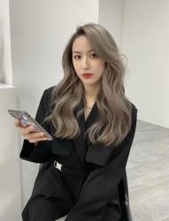 -变画·发型STUDIO