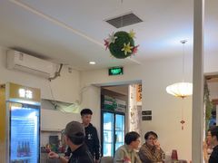 -毛辣果·贵州红酸汤牛肉火锅(西单店)