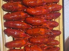 -肥肥虾庄·金牌油焖大虾(首义路店)