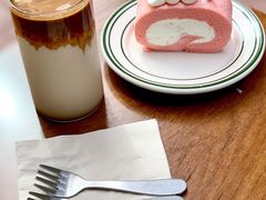 红豆沙拿铁-Line 咖啡(石厦花园店)