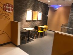 用餐区-麦当劳(上藤店)
