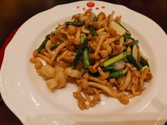 虾仁茶树菇小炒-万宝海鲜舫(劳动公园店)