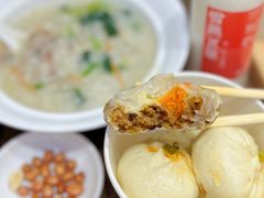 -李与白包子铺(桐梓林店)