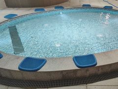 -涨巢·潮玩水疗局