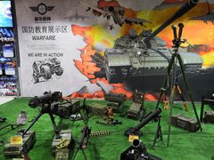 -都市枪神实弹射击俱乐部