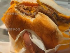 双层安格斯MAX厚牛芝士堡-麦当劳(花园城中心店)