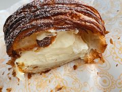 泡芙羊角-OUR Bakery(三里屯太古里店)