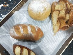 -啊噗吐呦现场烘焙(麦凯乐店)