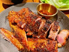 厚切傣式猪五花与奶油生菜-SHAN山(前滩太古里店)