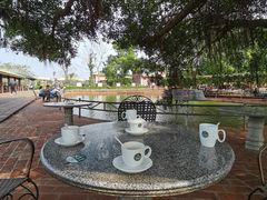 -侯臣咖啡文化村