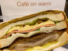 大满足鸡排三明治-Cafe on warm(丹霞店)