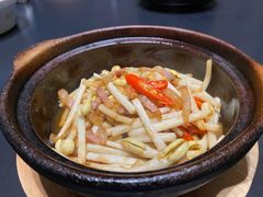 -忆江南·临江鱼馆