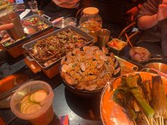 -何师烧烤Pro ·江湖川菜·小龙虾·精酿(太古里旗舰店)