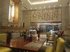 -月色西餐厅·海鲜刺身·烧烤(科学城保利郡雅酒店)