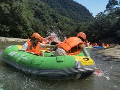 -雅鲁激流探险漂流