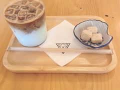 薄荷拿铁-餐酒吧Com-ing Bar(上海路店)
