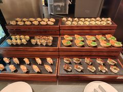 -牛YO寿喜烧·铁板烧和牛火锅自助(市府恒隆店)