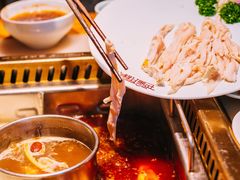 -巴渝瓦肆重庆鲜火锅(宝龙环湖店)