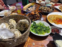 -蚝堡海鲜·威海菜·海肠捞饭·烧烤·亚洲吃蚝公司(幸福门店)