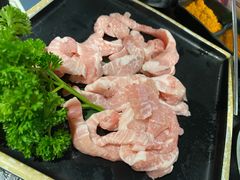 猪颈肉-哈哈碳都·牛肋条无限自助烤肉(宝龙店)