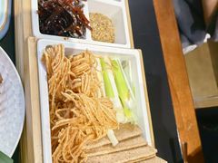 -魁盛居百年鲁菜馆(中林路店)
