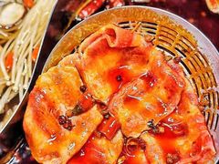 -来龍儿鲜切牛肉自助老火锅