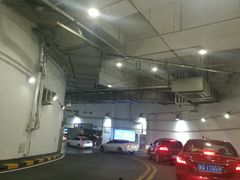 -恒隆广场·停车场