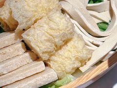 -左庭右院鲜牛肉火锅(金山万达店)
