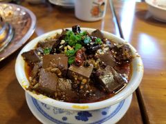 土冒血旺-炉小二铜锅牛蛙•川湘菜(三里屯店)