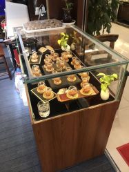 -灵彩珠宝(朗香街店)