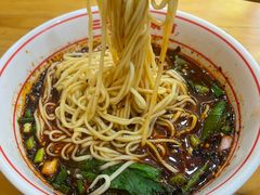 -叶伟胡辣壳面(两路口店)