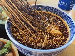 -大众跷脚牛肉馆·非遗传承单位(峨眉山店)