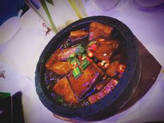 傣家石锅焖豆腐-滇越乘象云南餐厅(豆各庄店)
