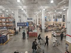 -百年港湾奥特莱斯(香炉礁店)