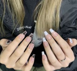 -斯馨·健康美甲美睫