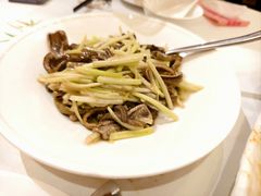-梅龙镇酒家(南京西路总店)