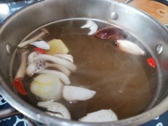 -丽江庭院·云南野生菌·海鲜火锅(鼓楼四合院店)