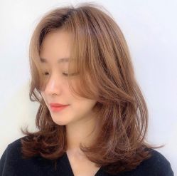 -变画·发型STUDIO