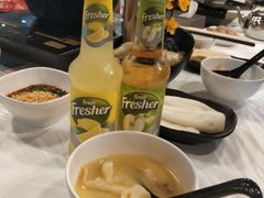 -鲜入围煮花胶鸡海鲜火锅