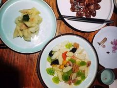 -湖畔鲁菜·二十年老字号餐厅(大明湖店)