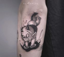 -黑旗纹身