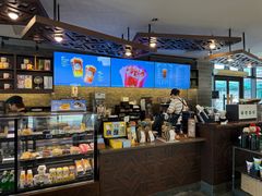 -星巴克(南宁民歌湖店)